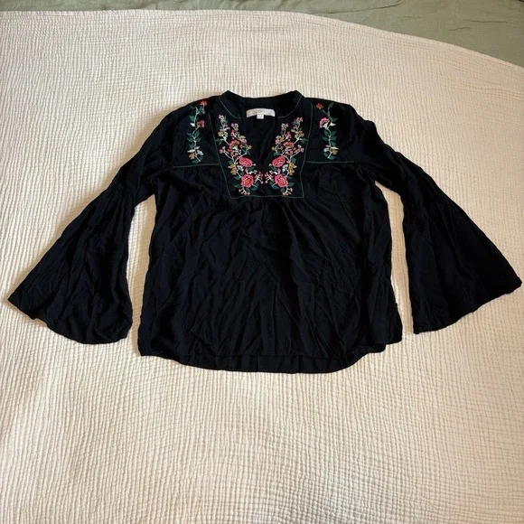 LOFT Top Womens Sz Medium Black Floral Embroidered Bell Sleeve Boho Y2K Festival - Picture 1 of 10